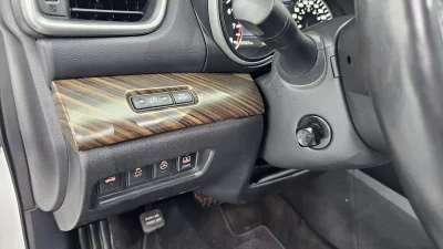 Nissan MAXIMA