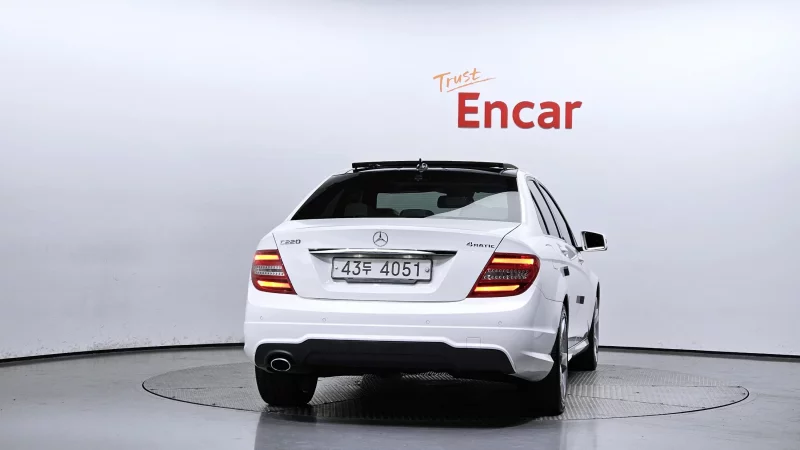 Mercedes-Benz C-Class