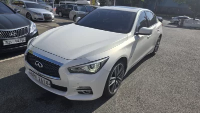 Infiniti Q50