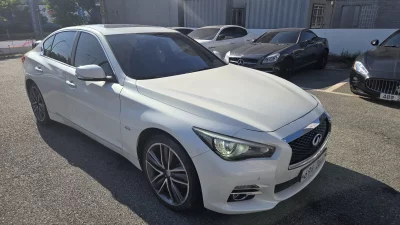 Infiniti Q50