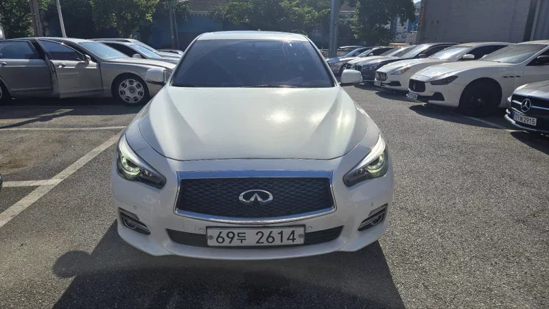 Infiniti Q50
