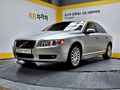 Volvo S80