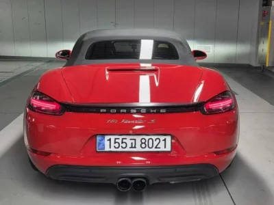 Porsche 718