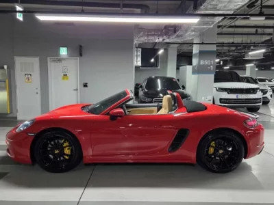 Porsche 718