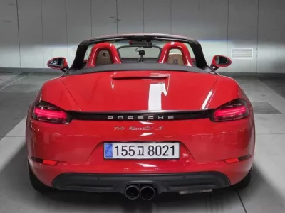Porsche 718