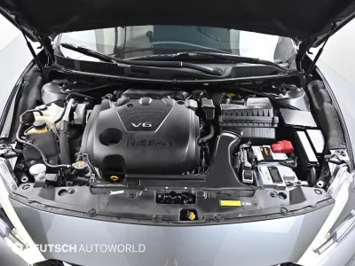 Nissan MAXIMA