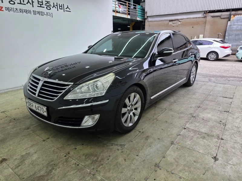 Hyundai Equus