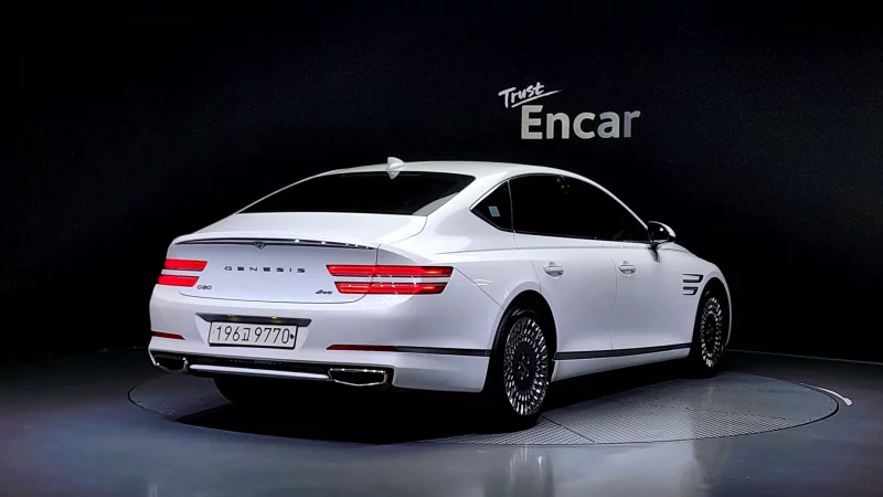 Genesis G80