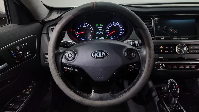 Kia K9