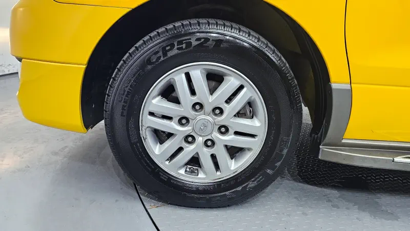Hyundai Grand Starex