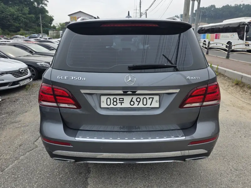 Mercedes-Benz GLE-Class