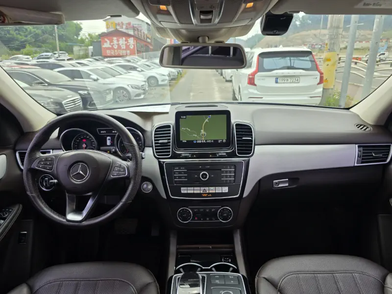 Mercedes-Benz GLE-Class