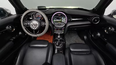 MINI Cooper Convertible