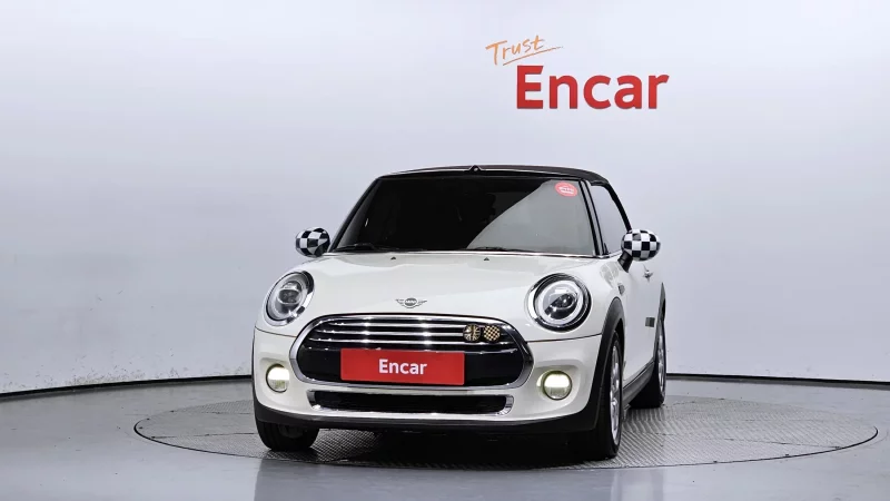 MINI Cooper Convertible