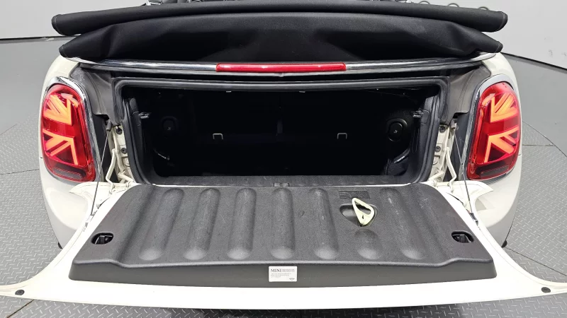 MINI Cooper Convertible