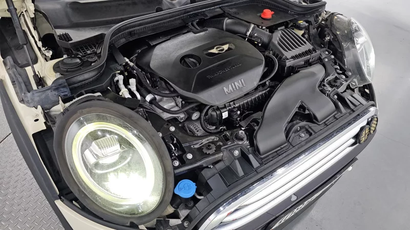 MINI Cooper Convertible