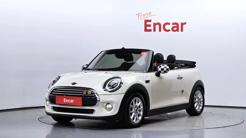 MINI Cooper Convertible