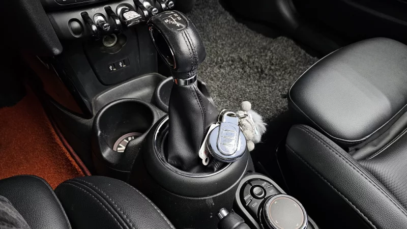 MINI Cooper Convertible