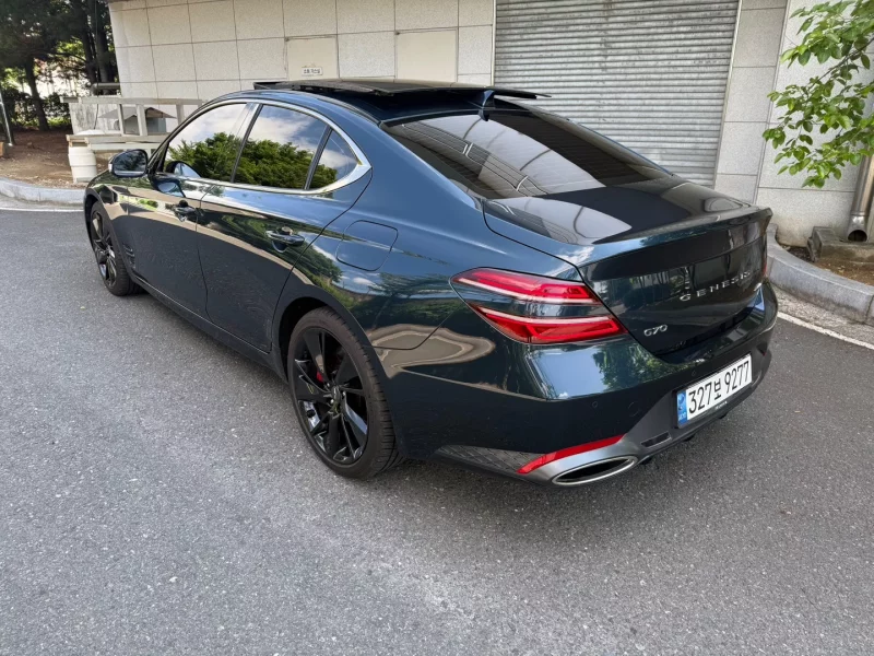 Genesis G70
