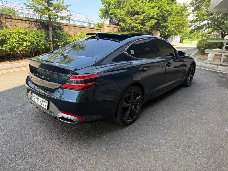 Genesis G70