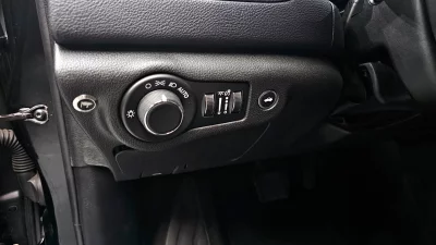 Chrysler 200