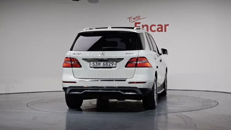 Mercedes-Benz M-class