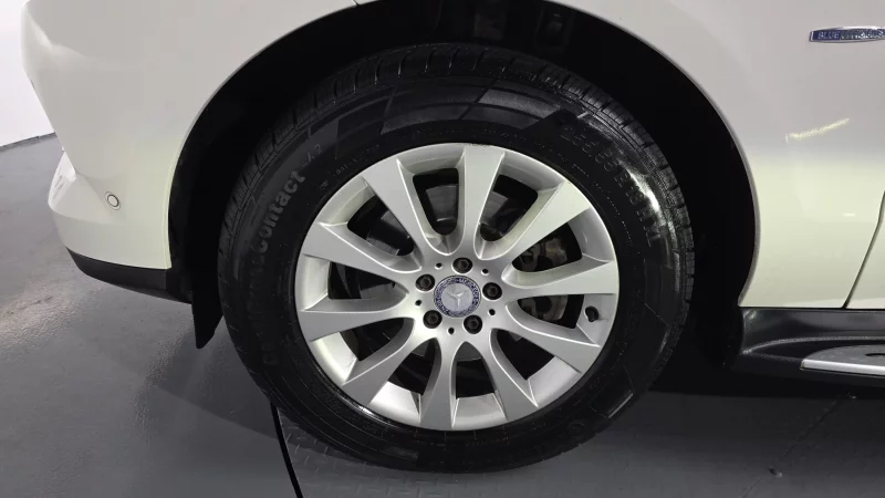 Mercedes-Benz M-class