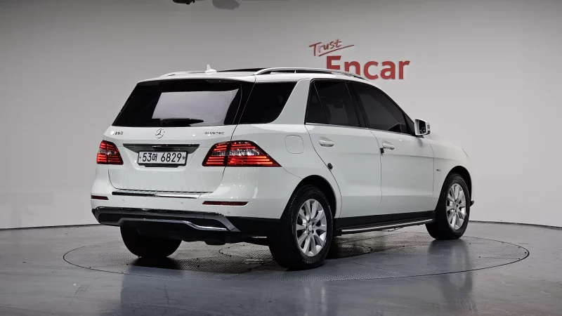 Mercedes-Benz M-class