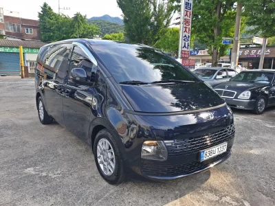 Hyundai Staria