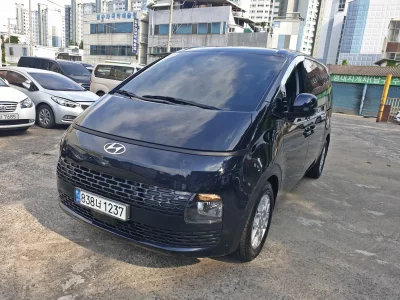 Hyundai Staria