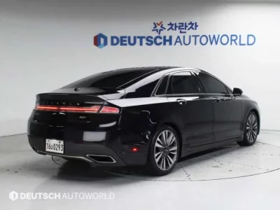 Lincoln MKZ