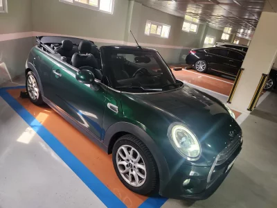 MINI Cooper Convertible