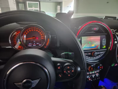 MINI Cooper Convertible