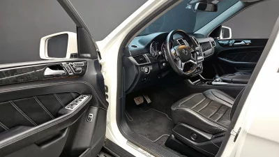 Mercedes-Benz M-class