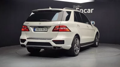 Mercedes-Benz M-class