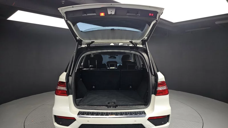 Mercedes-Benz M-class