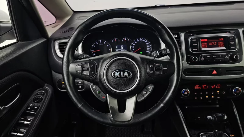 Kia Carens