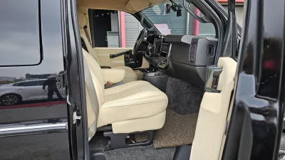 Chevrolet Express Van