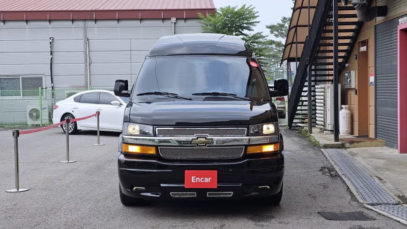 Chevrolet Express Van