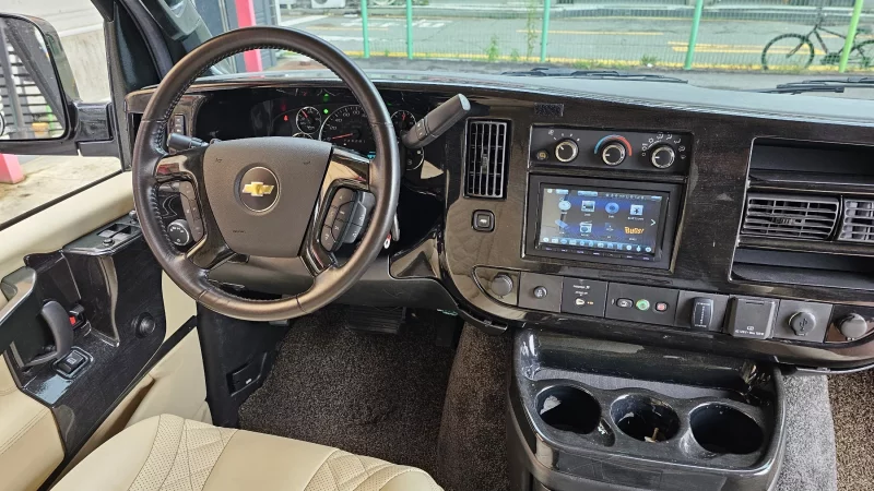 Chevrolet Express Van