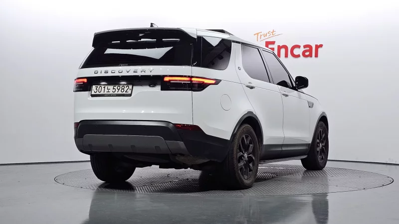 Land Rover DISCOVERY