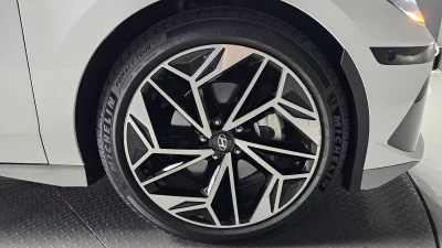 Hyundai Ioniq 6