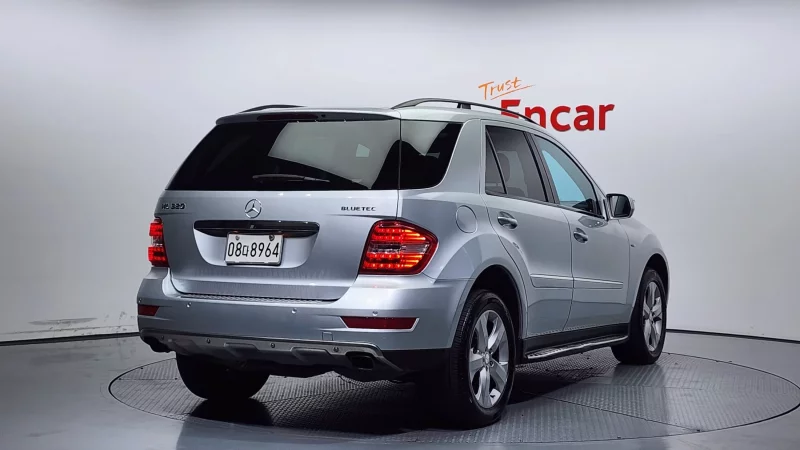 Mercedes-Benz M-class