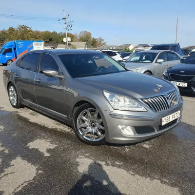 Hyundai Equus