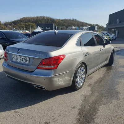 Hyundai Equus