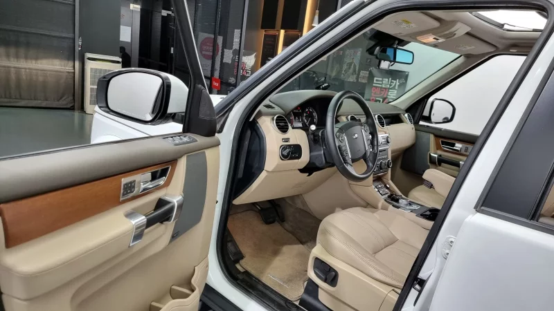 Land Rover DISCOVERY
