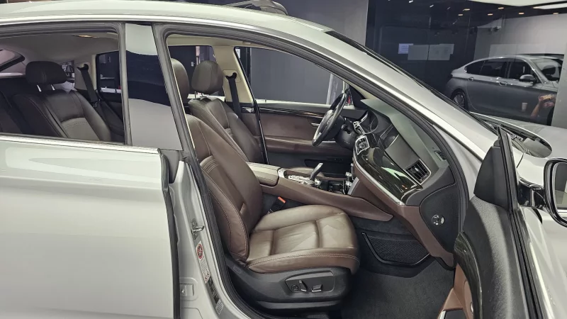BMW 5-Series Gran Turismo
