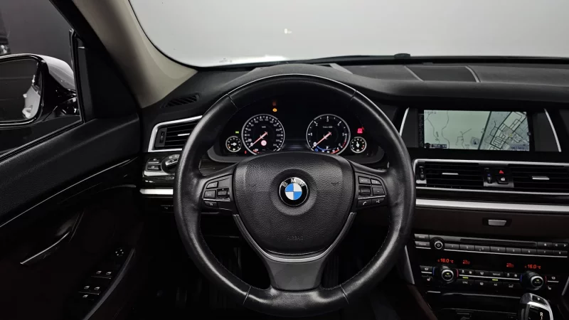 BMW 5-Series Gran Turismo