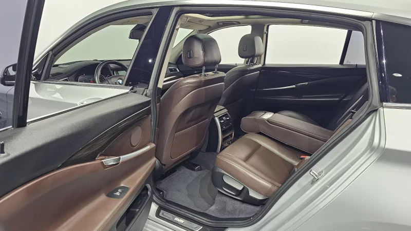 BMW 5-Series Gran Turismo