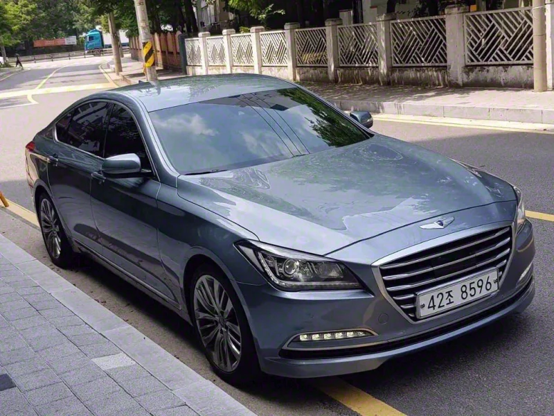 Hyundai Genesis